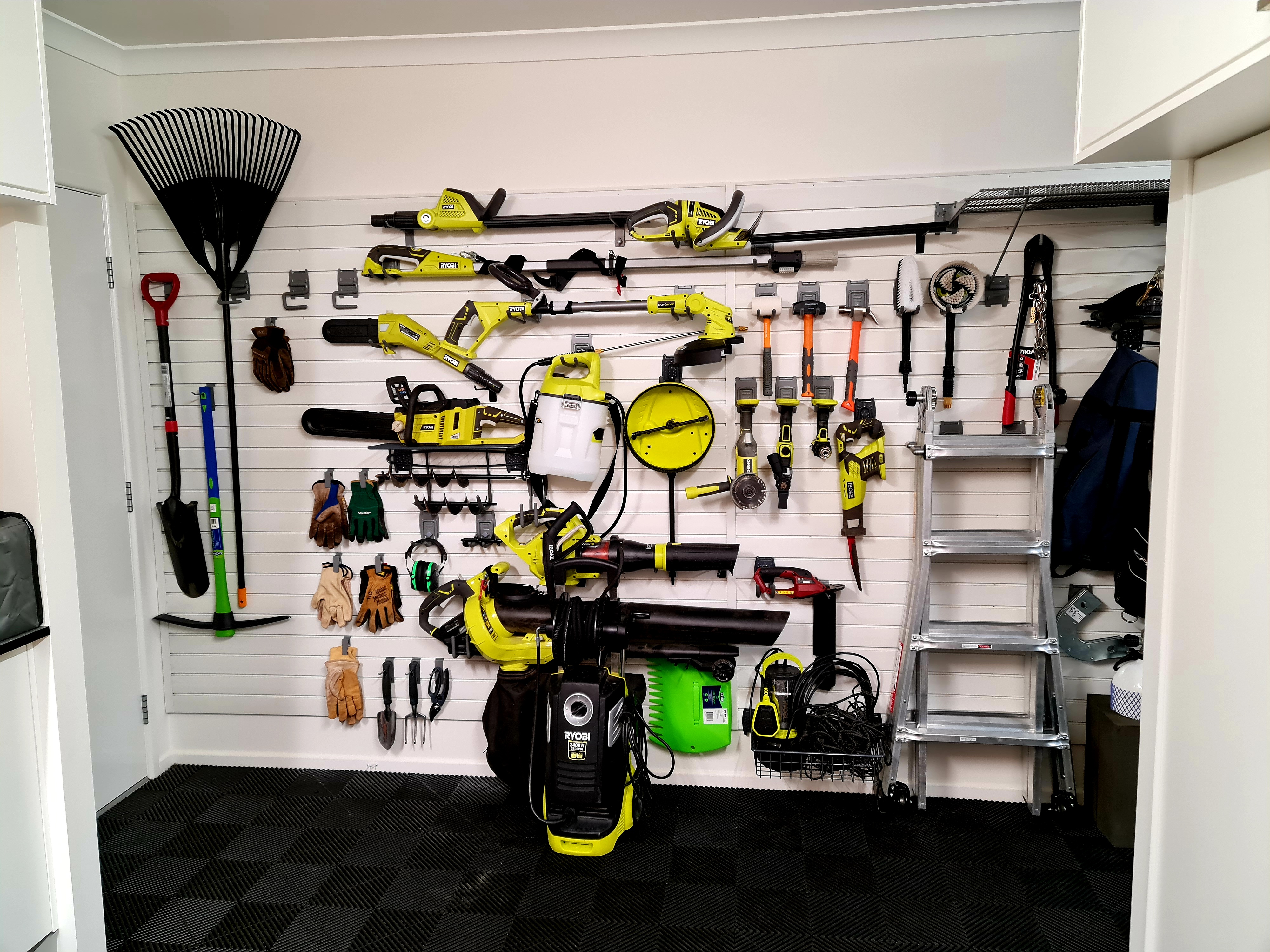 Tidywall System Tidywall System